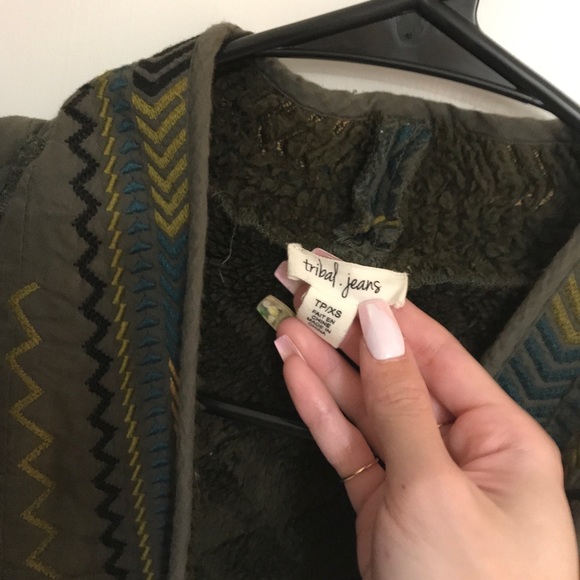 Embroidered jacket - Picture 6 of 6